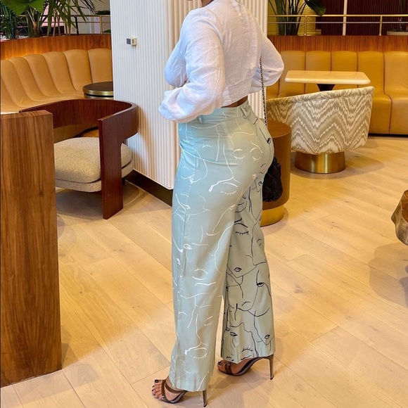 Green Face Pants - Picture 2 of 2